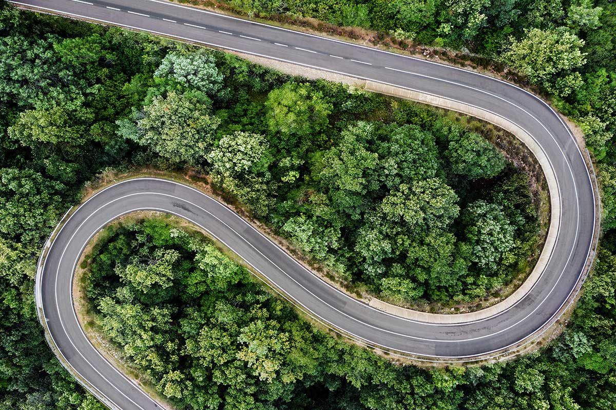 La asistencia de arranque en pendiente es una función del sistema antibloqueo de frenos ESP.