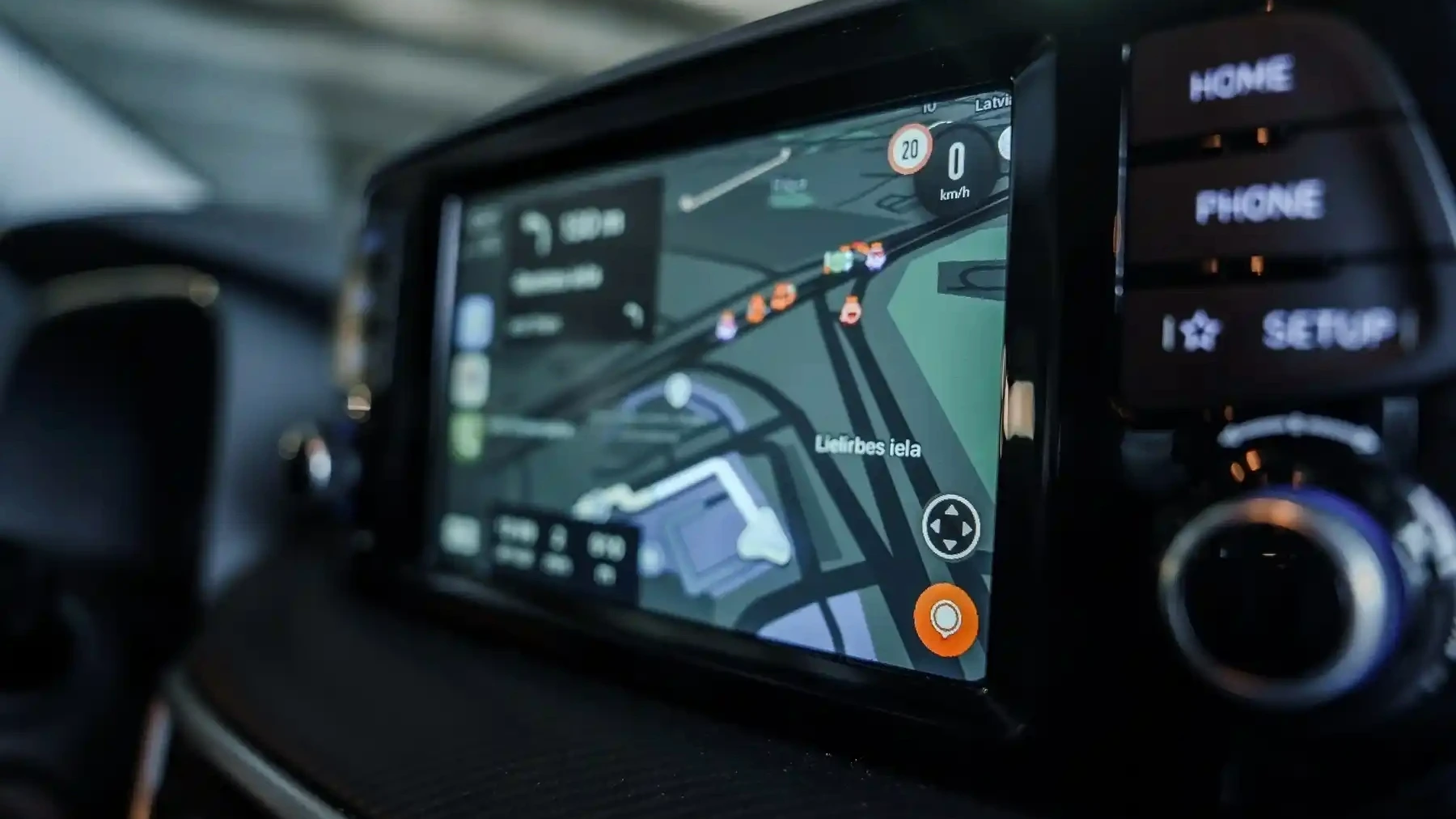 Sistemas de asistencia a la conducción (ADAS) ¿Qué son y cómo funciona?